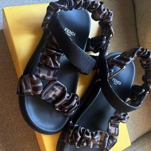 Authentic fendi sandals never worn